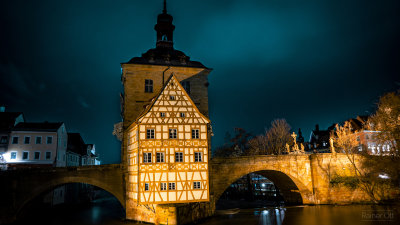 02-Altes-Rathaus-Bamberg-bei-Nacht-01