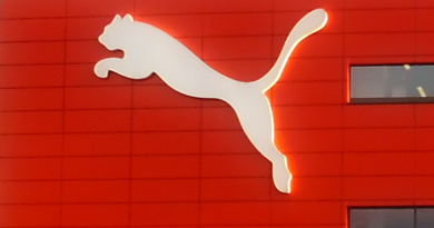 Spatenstich Puma Zentrallager Geiselwind Weltfirma Sportartikelhersteller Baubeginn Immobilie Industriegebiet Inno Park