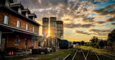 Modellbahnfreunde Reicher Ebrachgrund laden zur 10. Modellbahn-Ausstellung ein Bahnhofsgleis