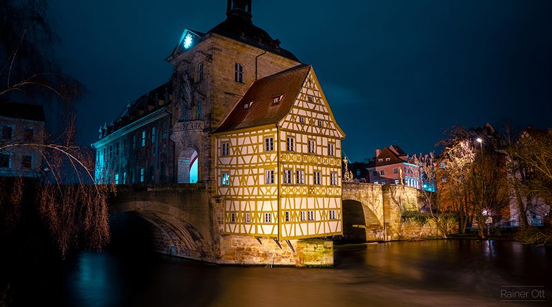 Bamberg bei Nacht Zentrum Pegnitz Fluss Obere Brücke Untere Brücke