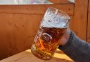 Fränkisches Dorf verbietet Cola – Bierkonsum steigt um 300% Burgebrach Bürgermeister Bier