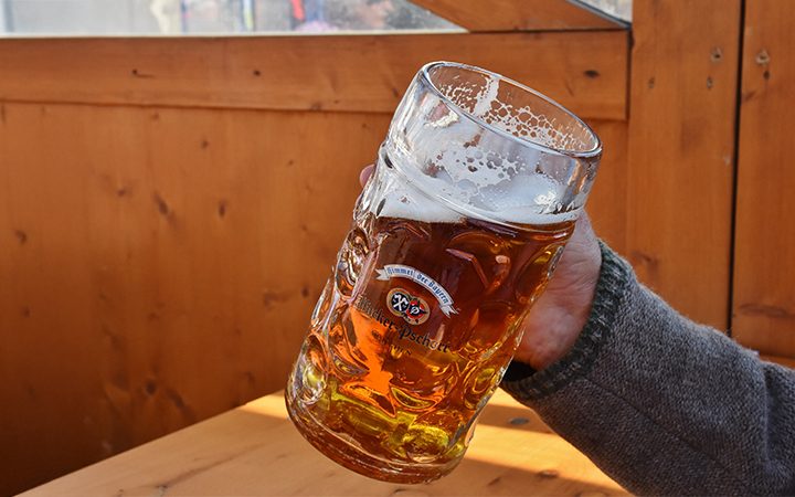 Fränkisches Dorf verbietet Cola – Bierkonsum steigt um 300% Burgebrach Bürgermeister Bier