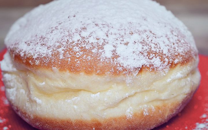 Krapfen backen Kurs in Frensdorf im Bauernmuseum Faschingszeit ist Krapfenzeit