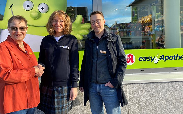 Spende für Leseförderung: Heldsche Apotheken unterstützen MENTOR-Verein