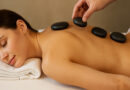 Hot Stone Massage - Tiefenentspannung mit heißen Lava-Steinen in der Heilpraxis Tanja Malzer