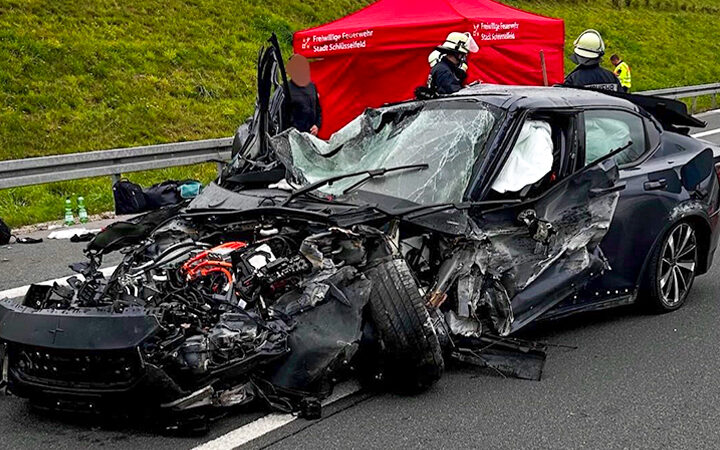 Schwerer Unfall auf der A3 bei Schlüsselfeld: LKW blockiert Fahrbahn