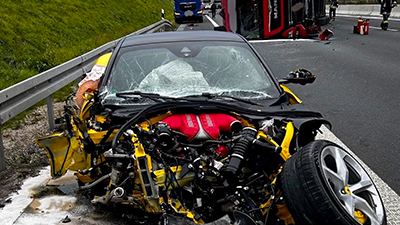 Schwerer Unfall auf der A3 bei Schlüsselfeld: LKW blockiert Fahrbahn