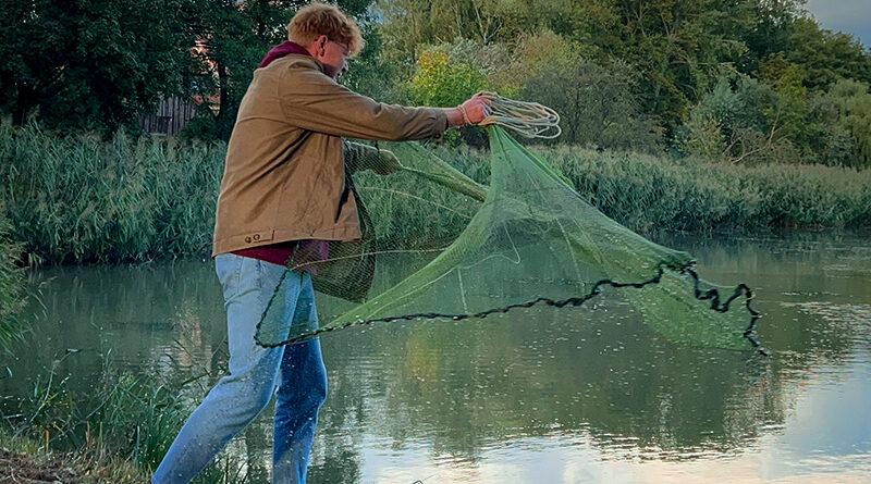 Bio-Karpfen hautnah erleben – Spaziergang mit Rangerin und Fischwirt
