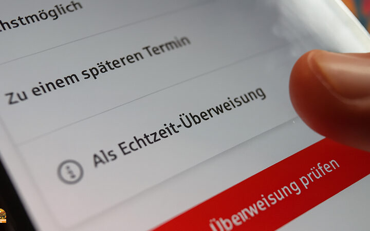 Blitzschnell Geld überweisen – Echtzeitüberweisung startet am 9. Oktober