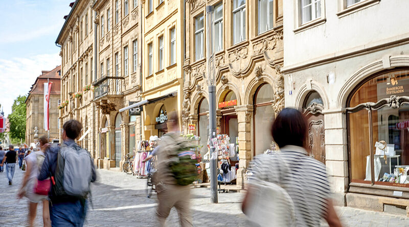 Bambergs Innenstadt zählt laut einem bundesweiten Ranking zu den beliebtesten in Deutschland. Die UNESCO-Welterbestadt erreicht Platz 3 bei den mittelgroßen Städten.