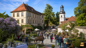 Faszination Garten auf Schloss Weingartsgreuth - Gartenmarkt lockt im Mai nach Wachenroth