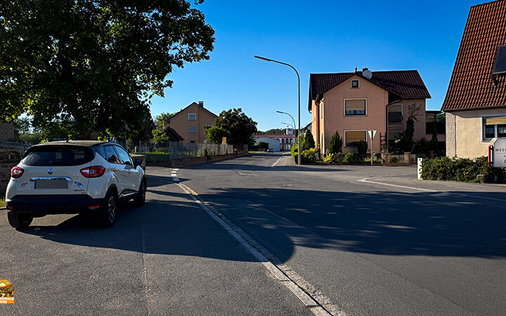 Vollsperrung in Schlüsselfeld wegen Wasserleitungsarbeiten, in der Batschkastraße und Veit-Dennert-Straße.
