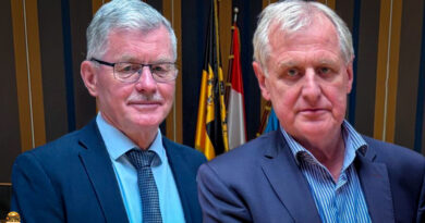 Wolfgang Möhrlein und Bruno Kellner vertreten Landrat Johannes Maciejonczyk