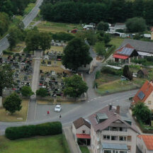 Baustelle beim Friedhof Schlüsselfeld. Ab 3. August 2026 ist die Kreuzung Aschbacher Straße / Batschkastraße in Schlüsselfeld wegen Straßenbauarbeiten bis 11. September vollständig gesperrt.