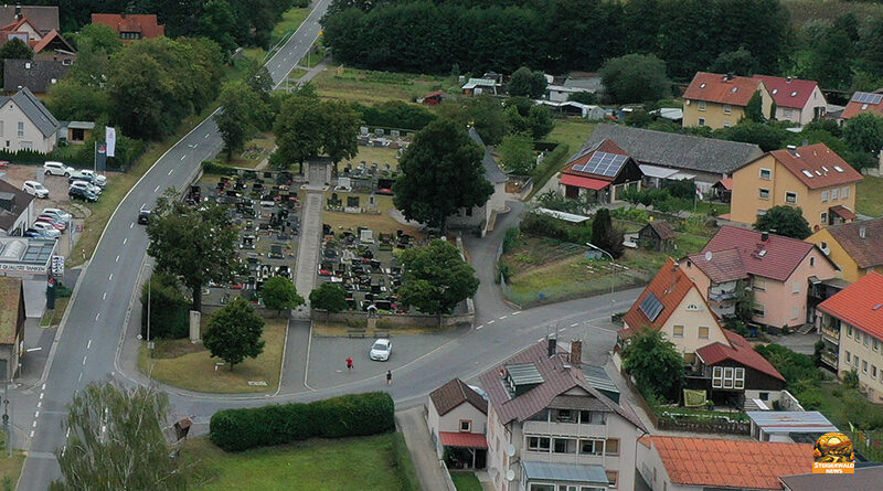Baustelle beim Friedhof Schlüsselfeld. Ab 3. August 2026 ist die Kreuzung Aschbacher Straße / Batschkastraße in Schlüsselfeld wegen Straßenbauarbeiten bis 11. September vollständig gesperrt.
