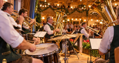 Musikantenstadl in Wachenroth: Blasmusikabend in der Ebrachtalhalle