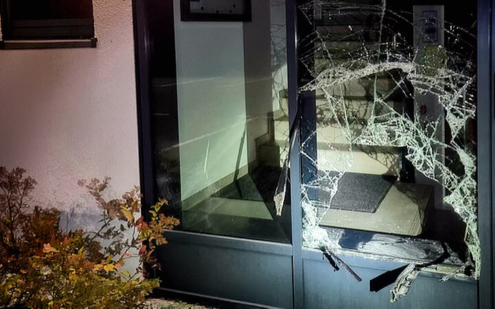 Einbruch in Feuerwehrhaus Schlüsselfeld am 30. September 2026 – Täter flüchten ohne Beute