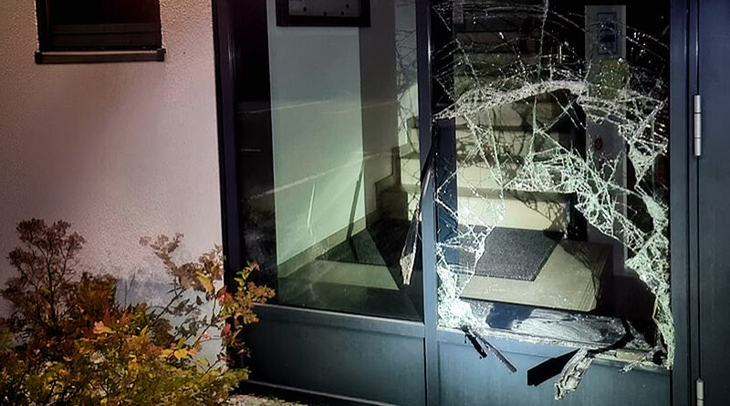 Einbruch in Feuerwehrhaus Schlüsselfeld am 30. September 2026 – Täter flüchten ohne Beute