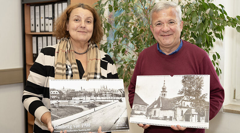 Der Kalender "Bamberg vor 1900" wird vom Fotograf vorgestellt. Stadtarchivkalender 2027: Bamberg vor 1900 in zwölf Fotografien. Historische Fotos zeigen das Bild von Bamberg von damals