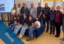 Schüler werden vom Landrat Johannes Maciejonczyk ausgezeichnet. Auslöser war das Schulbusunglück in Hirschaid, bei dem der Bus ausgebrannt ist.
